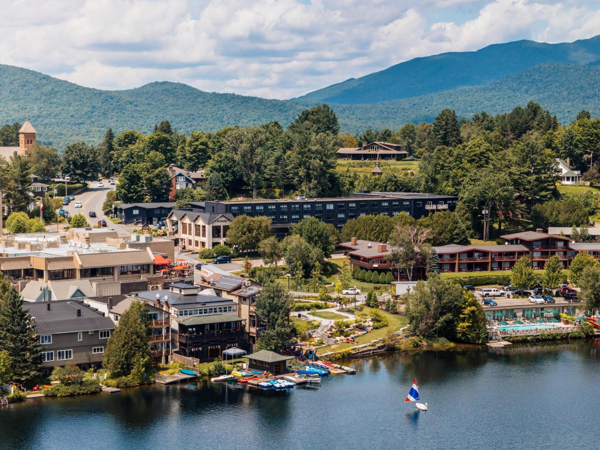 Hotel Bluebird Lake Placid Exterior foto