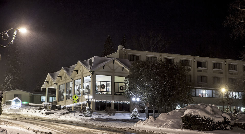 Hotel Bluebird Lake Placid Exterior foto